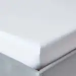 HOMESCAPES Perkal-Spannbettlaken weiß 100x200 cm, Bettlaken ägyptische Baumwolle, Betttuch mit Gummizug Fadendichte 200