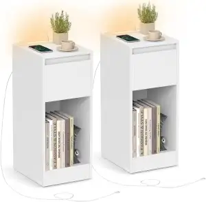 VASAGLE Schlanke Nachttische mit Ladestation und LED-Licht, 2er Set, schmale Bei