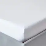 HOMESCAPES Perkal-Spannbettlaken weiß 160x200 cm, Bettlaken ägyptische Baumwolle, Betttuch mit Gummizug Fadendichte 200