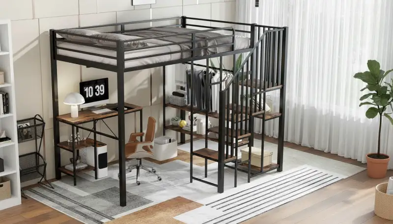 Etagenbett mit Schreibtisch: Raumwunder